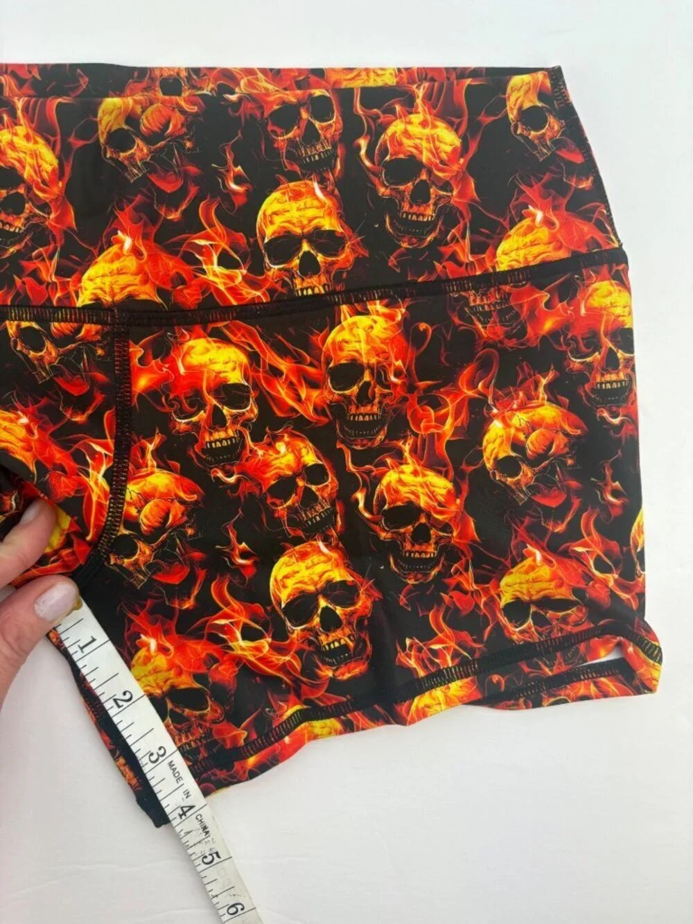 Peachy Athletic NWT Peach Perfect Booty Bike Shorts Flames Skulls Size Medium